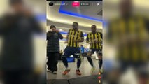 Fenerbahçe'den soyunma odasında çılgın kutlama!