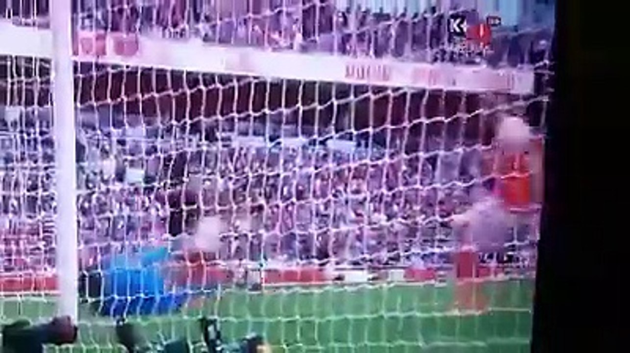 Xem Lại Bàn Thắng nâng tỉ số lên 2-1 của Adam Lallana trong Trận Đấu gặp Arsenal