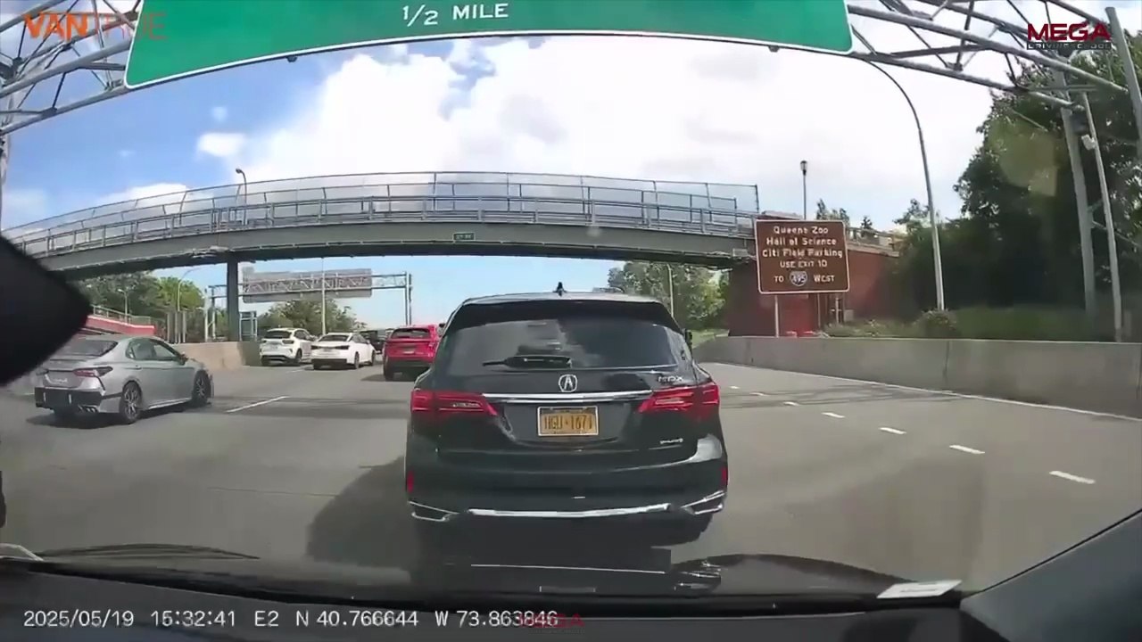 Dash Cam Owners USA & Canada Crash Compilation - Jan 10, 2026