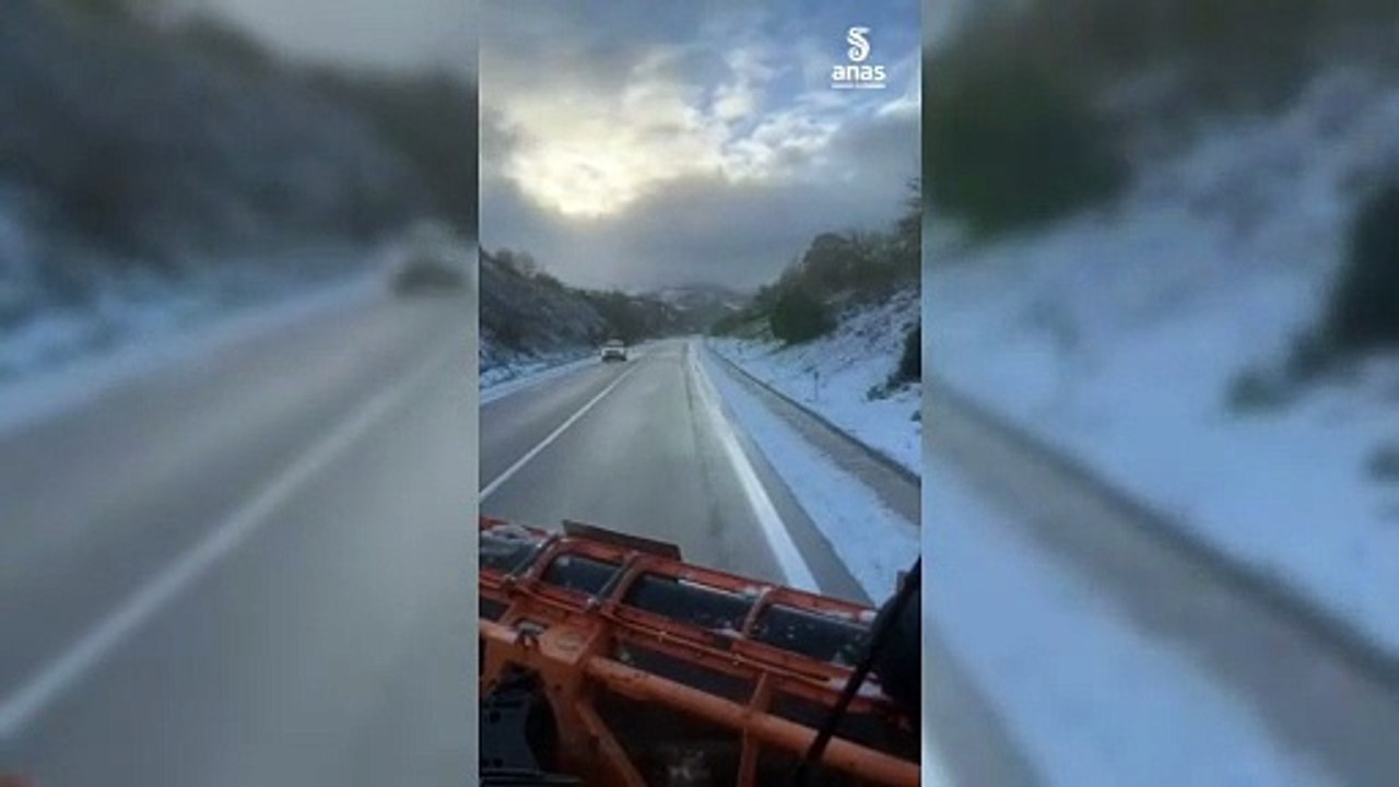 Maltempo in Sardegna: Anas al lavoro per liberare le strade da neve e ghiaccio