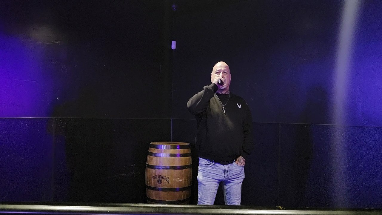 HOLLYWOOD UNDEAD - BULLET (PERFORMED LIVE AT THE WESTERNER)