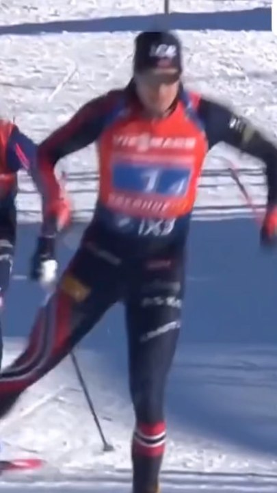 🔥 Relais masculin – Coupe du monde de Biathlon à Oberhof ! 🇩🇪Aujourd’hui, c’était du grand spectacle 🤯 : la Norvège remporte le relais 4×7,5 km, devant une France ultra-combatif et une Suède sur le podium 🥇🥈🥉.