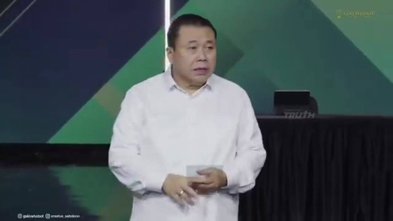 MEMPERAGAKAN HIDUP YESUS