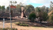 'Gut-wrenching': Australian bushfires expected to burn for weeks