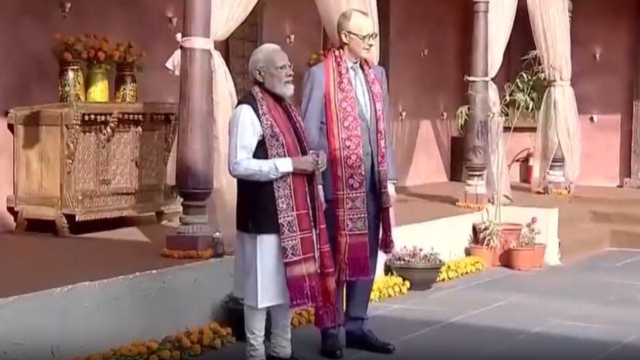 अहमदाबाद के साबरमती आश्रम में PM मोदी से मिले जर्मन चांसलर फ्रेडरिक मर्ज