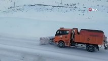 Kar durmadı, Karayolları ekipleri gece gündüz sahada