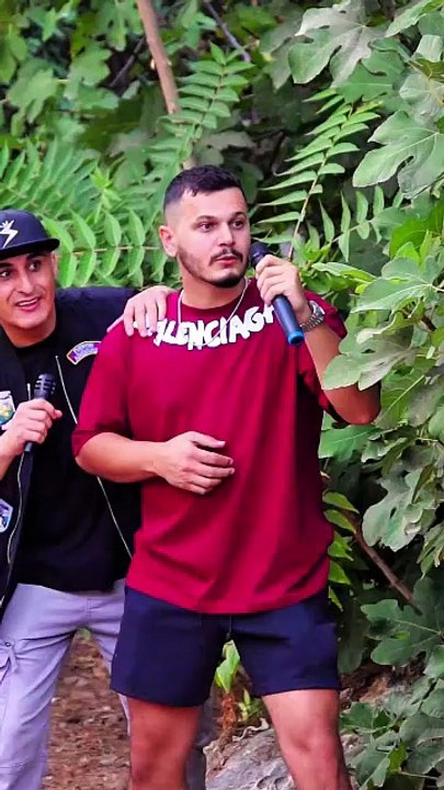 Türkiyede beatbox şakası 🤣🤣....#komedi #keşfet #troll #şaka #funny #kesfet #beatbox #1m #keşfe (10)