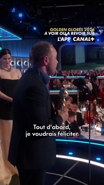"Je dédie ce prix aux acteurs et aux équipes, ça vous appartient aussi" 🏆Le discours de Stephen Graham à la réception de son Golden Globes du meilleur acteur dans une mini-série pour Adolescence 🥹