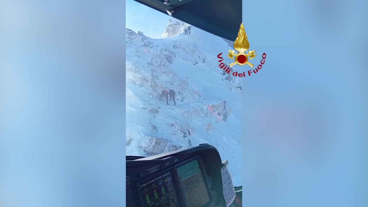Lizzano in Belvedere (BO) - Soccorso alpinista sul Corno alle Scale, recuperato con elicottero  (12.01.26)