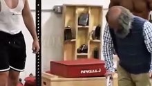 Old Man Powerlifter At Gold's Gym ｜ Anatoly GYM PRANK #funny #gym