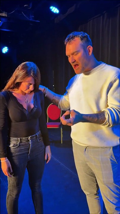 As you can see, Noémie is very funny but also very impressionable, so she has become my favorite target 😆