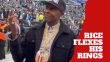Jerry Rice silences Eagles fans by flexing his Super Bowl rings
