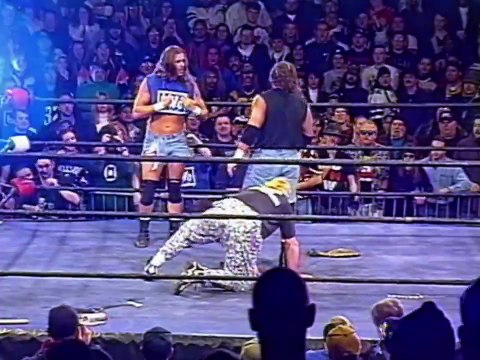History of ECW - 29 YEARS AGO TODAY Stevie Richards stands up to Raven ECW House Party 95's