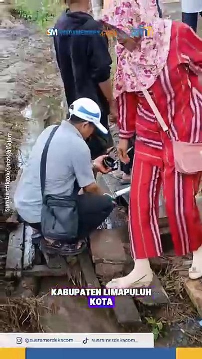 Heboh Warga Antre Minum Air Sinkhole Situjuah Batua, Wagub Sumbar Bongkar Fakta Hasil Uji Lab!