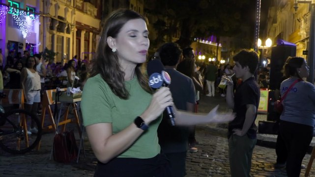 Abordagem de Flanelinhas na Noite do Recife Antigo: O Problema do Estacionamento Ilegal e a Falta de Fiscalização