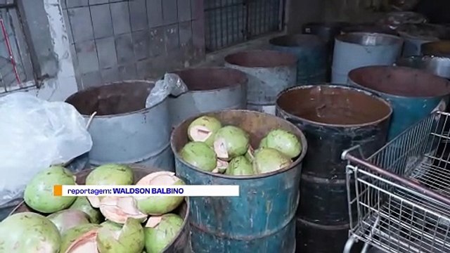 Explosão de Tonel com Material Inflamável Fere Dois Homens em Mercado de Recife: Relato de Testemunhas e Recuperação