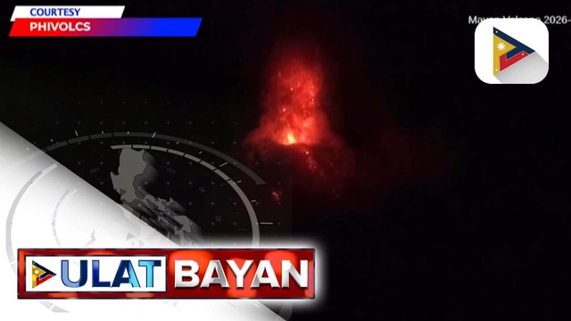 Bulkang Mayon, naglabas ng nagbabagang lusaw na mga bato o incandescent lava fountain, madaling araw ng Martes | ulat ni Rod Lagusad