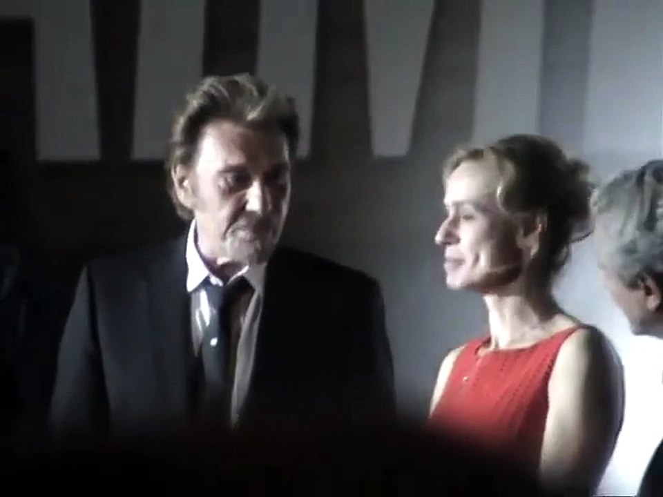 2014 – Johnny Hallyday – 31 mars : À l’UGC Normandie pour l’avant-première de Salaud, on t’aime