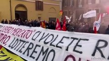 Taxi, sciopero e protesta a Roma contro governo e multinazionali