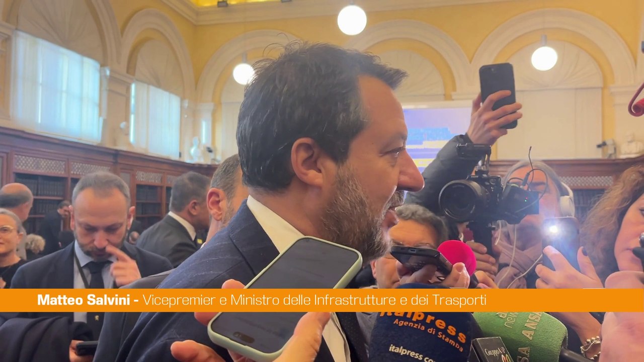 Balneari, Salvini "L'Europa mette all'asta le spiagge italiane"