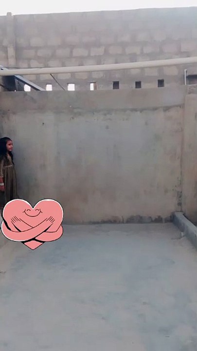 FB_VID_1439552089455534534