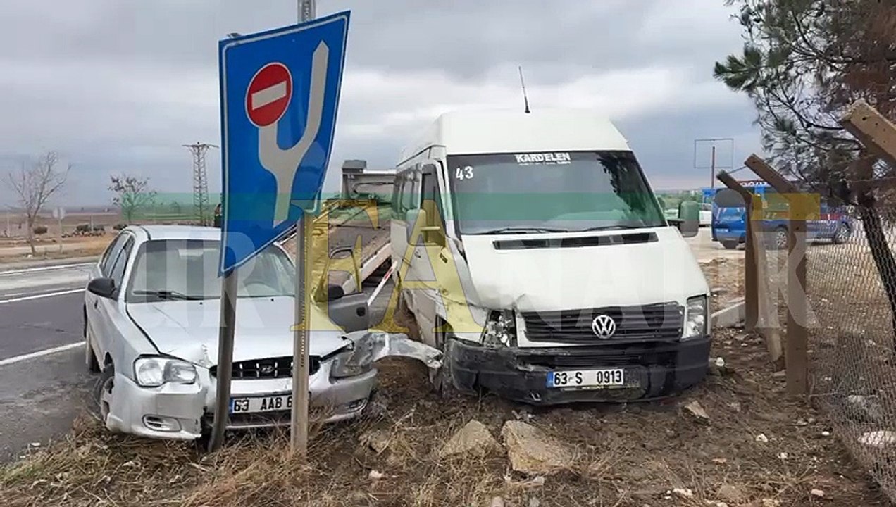Suruç’ta Minibüs ile Otomobil Çarpıştı: 5’i Çocuk 7 Yaralı