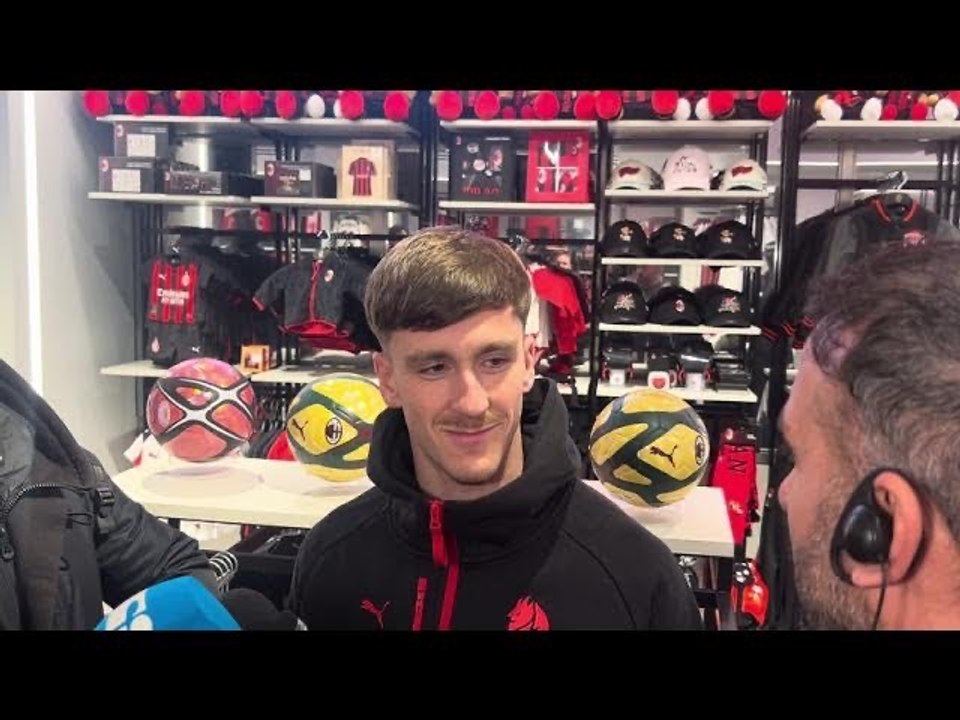 Milan, le parole di Saelemaekers dallo store rossonero di San Babila