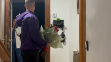 Boy surprises girlfriend with a kitten and her reaction is absolutely adorable