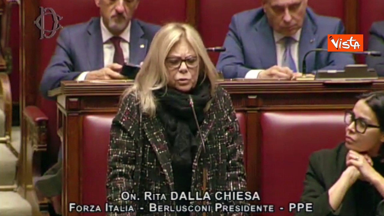 Strage Crans-Montana, Rita Dalla Chiesa commossa in Aula: Non riesco più a vedere caminetto acceso