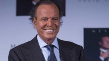 Julio Iglesias es acusado de presunto abuso a dos ex empleadas