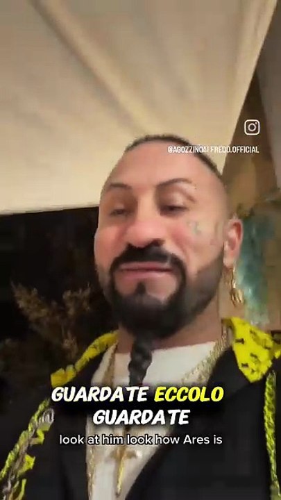 Agozzino Alfredo con i suoi cani e il piccolo zaky