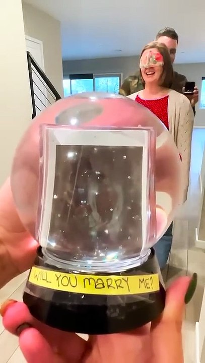 The sweetest homecoming proposal ever, spread the joy and share the love💍❤️❤️