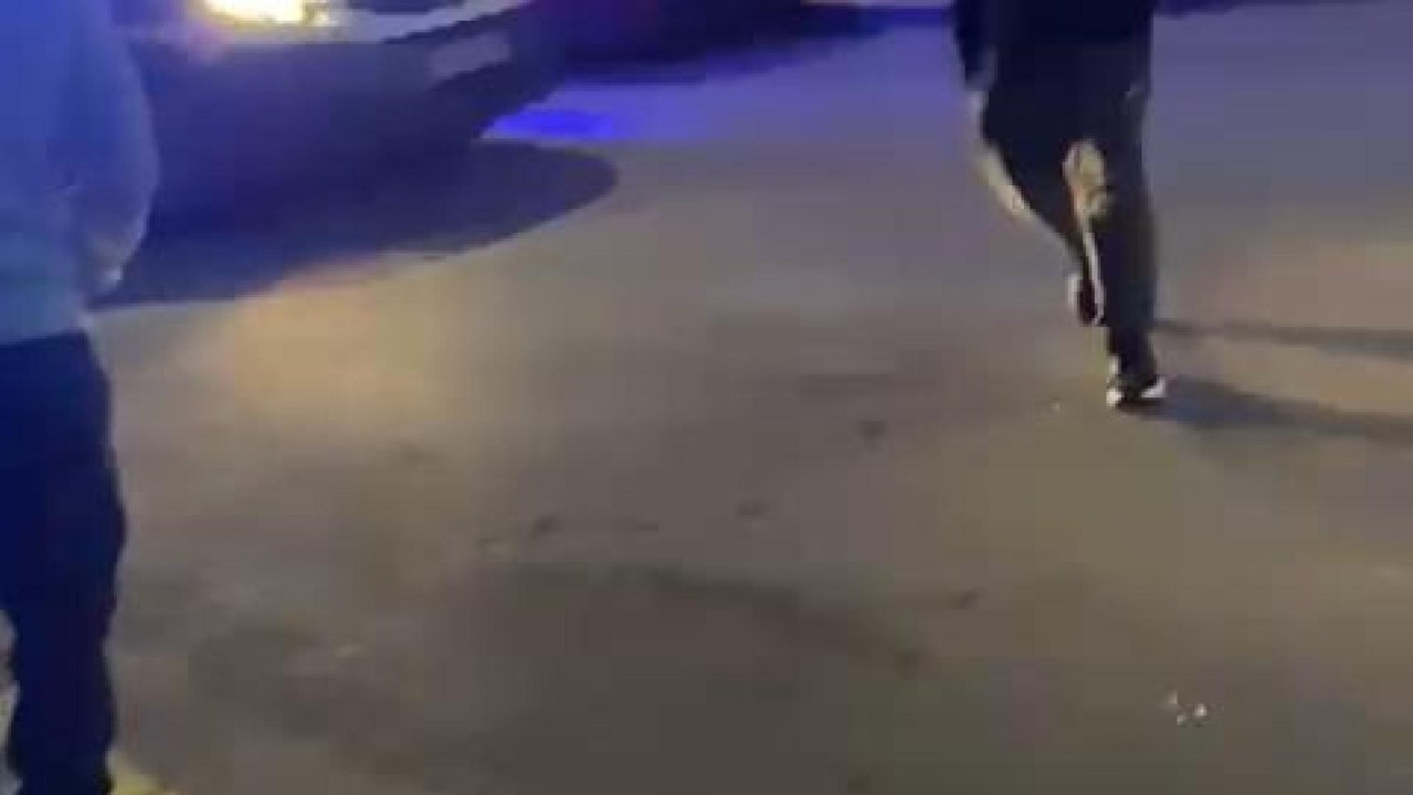 El despliegue de la Policía Local de Archena y de la Guardia Civil, este martes, en la zonadonde murió un joven, de 28 años.