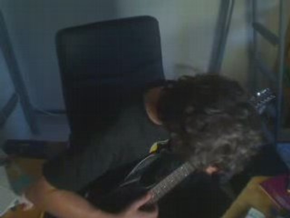 HALLELUJAH - JEFF BUCKLEY cover (quelques passages ^^)