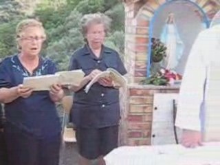 Un momento della santa messa