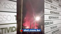 Casa de madeira foi atingida por um incêndio na Comunidade Pedro Carneiro, localizada no Distrito de Icoaraci, em Belém.