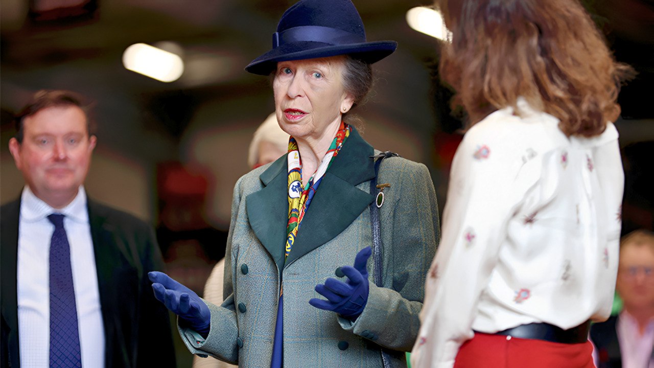 Princess Anne “Saw Through” Markle in Minutes and Predicted Her Quick Royal Exit