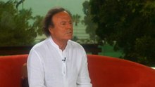Julio Iglesias, denunciado por agresión sexual