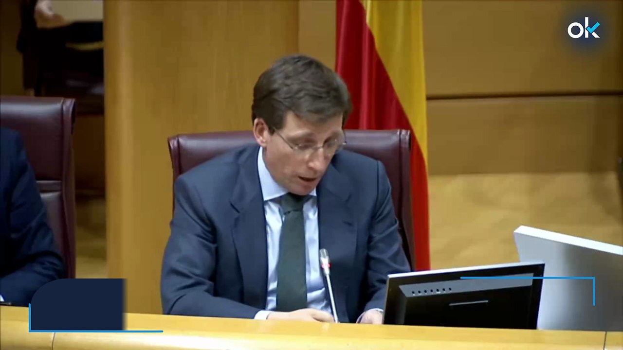 Almeida retrata a Sánchez por el paripé en Campamento tras leer OKDIARIO: "Ahí está la máquina sin moverse"