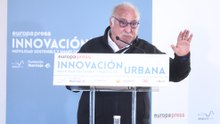Pere Navarro: "Al centro de la ciudad no vas a ir ni con diésel ni gasolina ni con eléctrico"