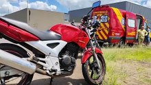 Motociclista fica ferido em acidente contra carro no bairro Pacaembu em Cascavel