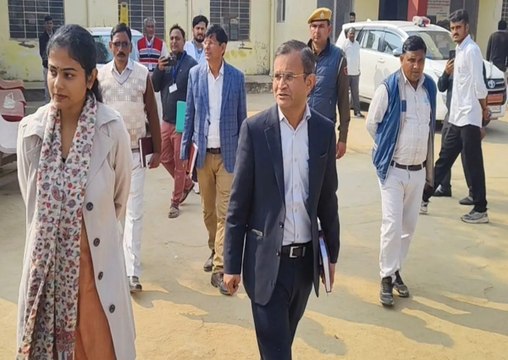 कलक्टर ने सीएमएचओ से पूछा...नौ महीने पहले कार्य के लिए टेंडर दिया था, फिर भी निर्माण क्यों शुरू नहीं हुआ