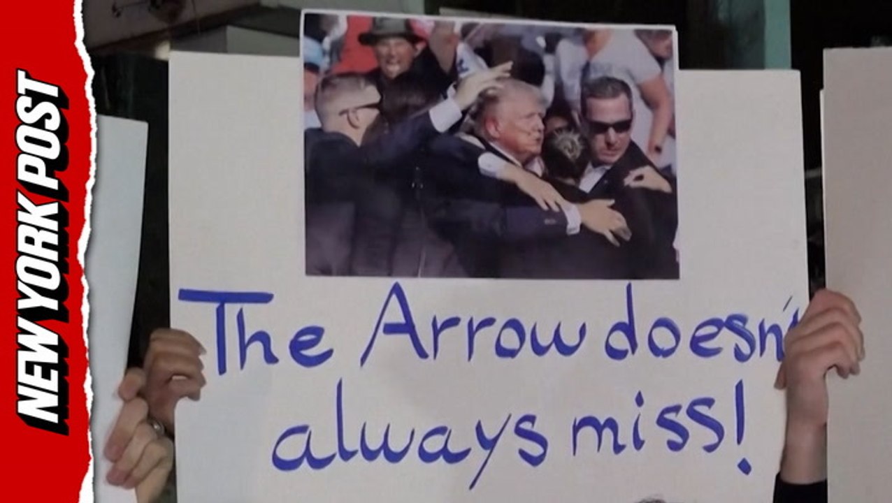 Protesters in Iran hold sick signs of Trump assassination attempt: 'The arrow doesn't always miss'