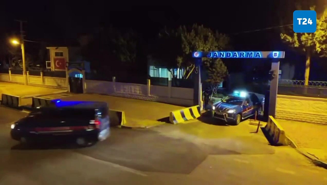 Antalya'da "silah ve mühimmat kaçakçılığı" operasyonu: Yüzlerce ruhsatsız silah ele geçirildi!