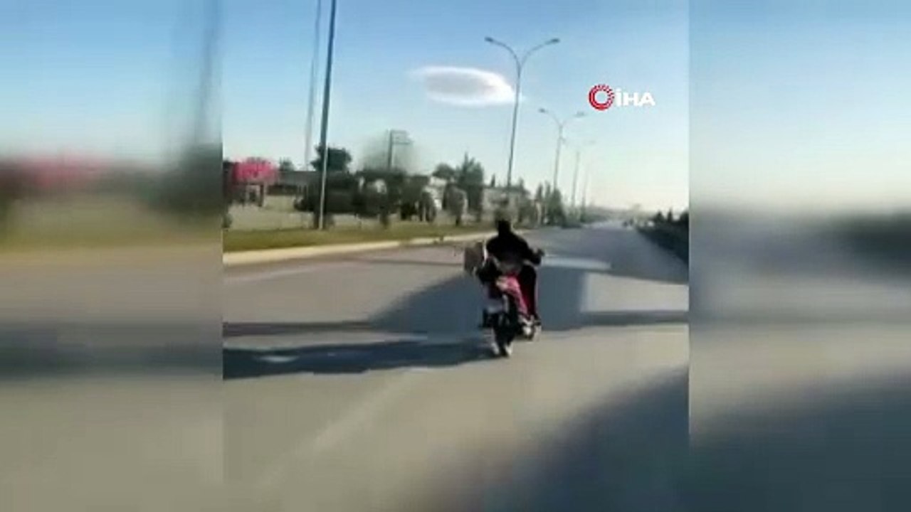 Canını hiçe saydı! Motosikletle akrobatik hareket yapan çocuğa dev ceza