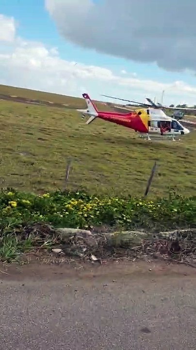 Grave acidente deixa cinco feridos presos às ferragens na AL-101, em Roteiro