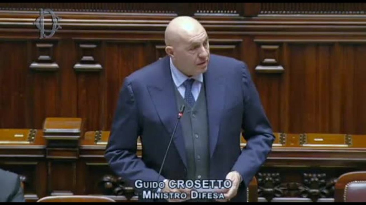 Crosetto: stop ad aiuti a Kiev significa pace apparente e fragile