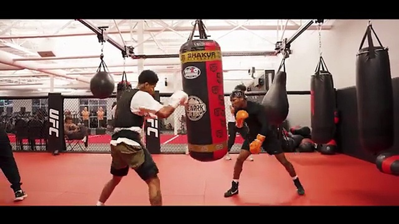 GLOVES OFF: Shakur Stevenson vs. Teofimo Lopez INSIDE TRAINING CAMPS | EPISODE 1