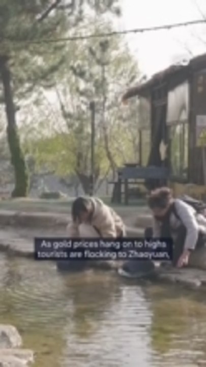 China's old mining towns lure tourists with gol...