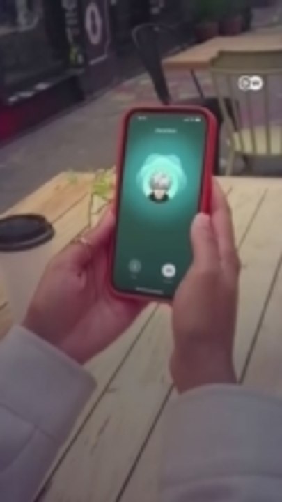 Why Chatbots use FOMO